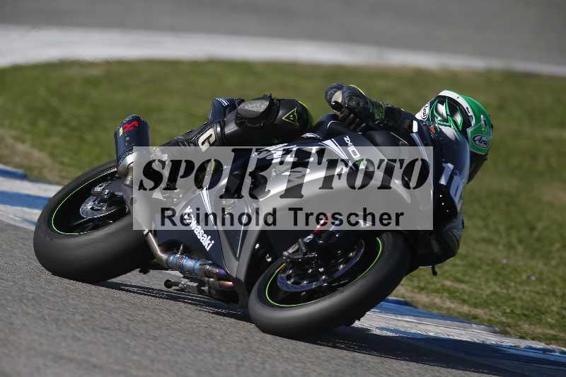 /Archiv-2024/02 29.01.-02.02.2024 Moto Center Thun Jerez/Gruppe schwarz-black/backside